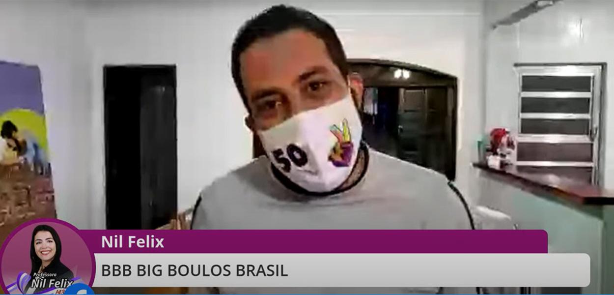 Guilherme Boulos em live (Foto: Reprodução) Guilherme Boulos em live