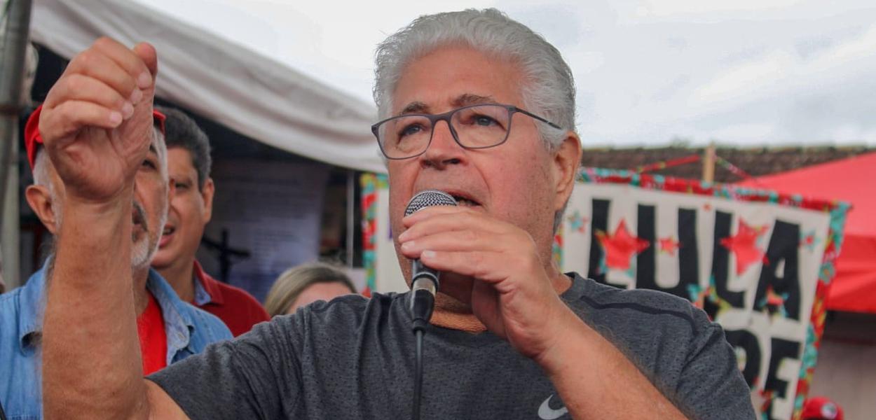 Requião: demita Paulo Guedes, Bolsonaro Requião: demita Paulo Guedes, Bolsonaro