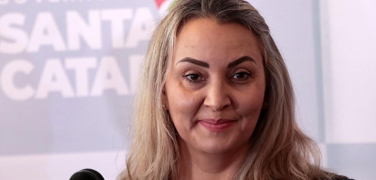 Governadora Daniela Reinehr, na primeira reunião com secretários em Santa Catarina. 27 de outubro de 2020 (Foto: Mauricio Vieira/Secom) Governadora Daniela Reinehr, na primeira reunião com secretários em Santa Catarina. 27 de outubro de 2020
