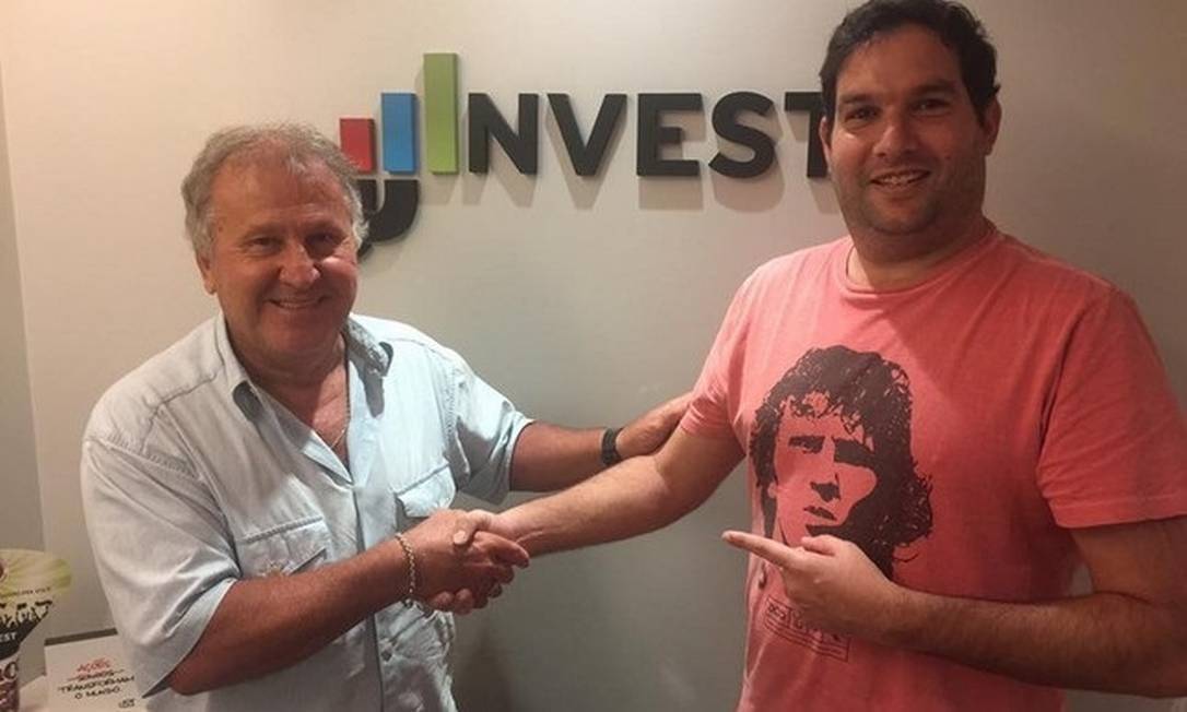 Zico e dono da JJ Invest (Foto: Divulgação) Zico e dono da JJ Invest