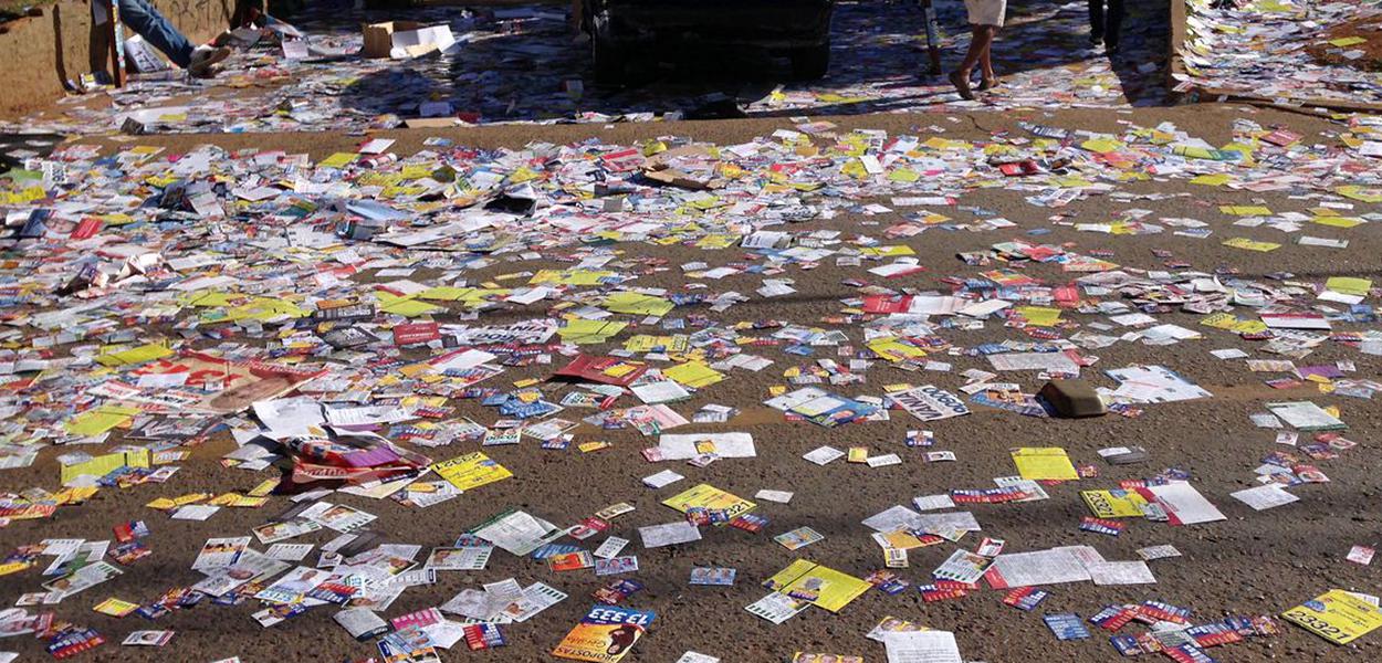 Zona Oeste do Rio, berço de grupo milicianos, já tem pesquisa boca de urna e distribuição de santos (Foto: Agência Brasil) Zona Oeste do Rio, berço de grupo milicianos, já tem pesquisa boca de urna e distribuição de santos