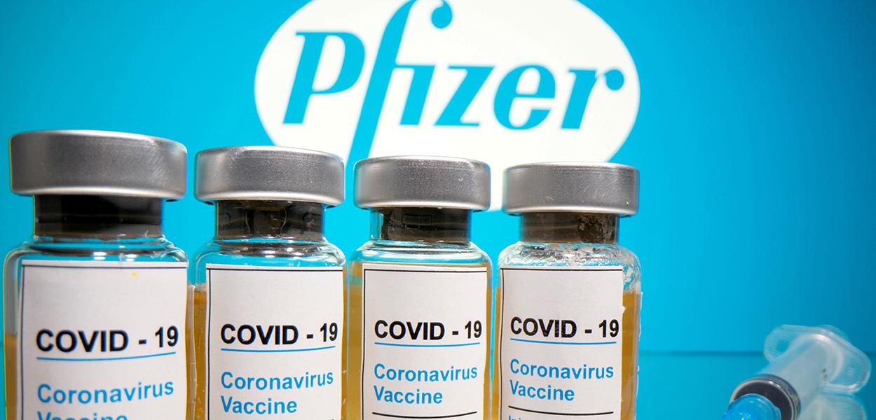 Foto de ilustração de vacina da Pfizer
31/10/2020 (Foto: DADO RUVIC) Foto de ilustração de vacina da Pfizer
31/10/2020