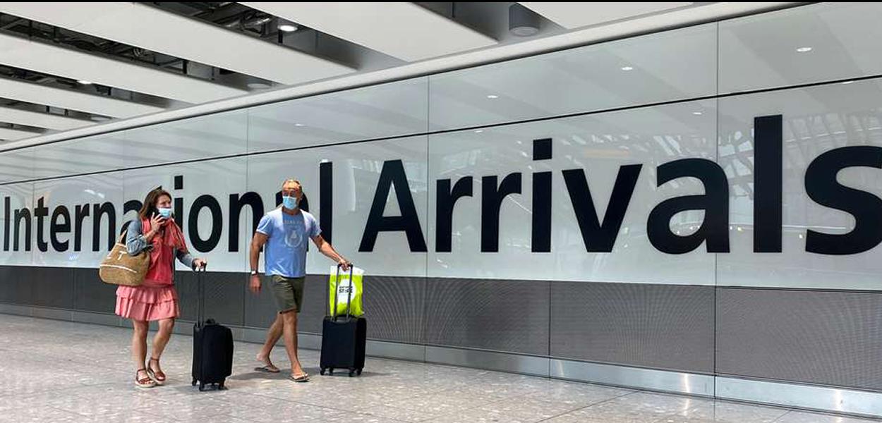Aeroporto de Heathrow, em Londres (Foto: Toby Melville / Reuters) Aeroporto de Heathrow, em Londres
