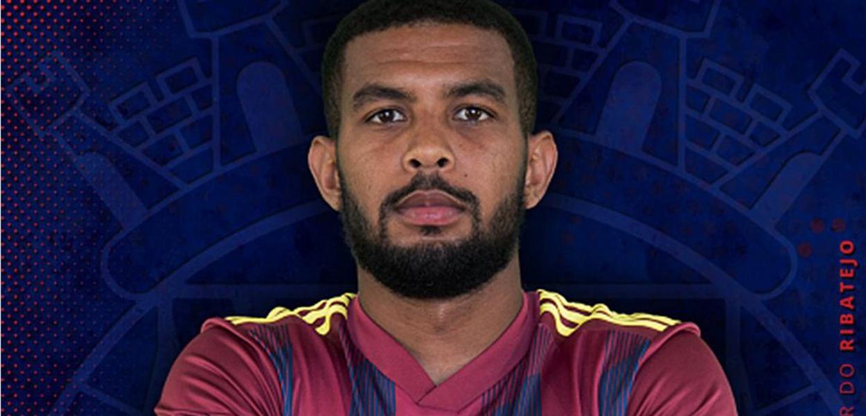 Alex Apolinário (Foto: F.C.Alverca) Alex Apolinário