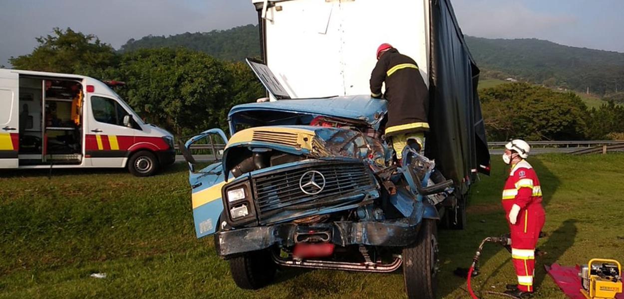 Acidente deixa um morto na Rodovia Bandeirantes em Jundiaí (SP) (Foto: Polícia Rodoviária/Divulgação) Acidente deixa um morto na Rodovia Bandeirantes em Jundiaí (SP)