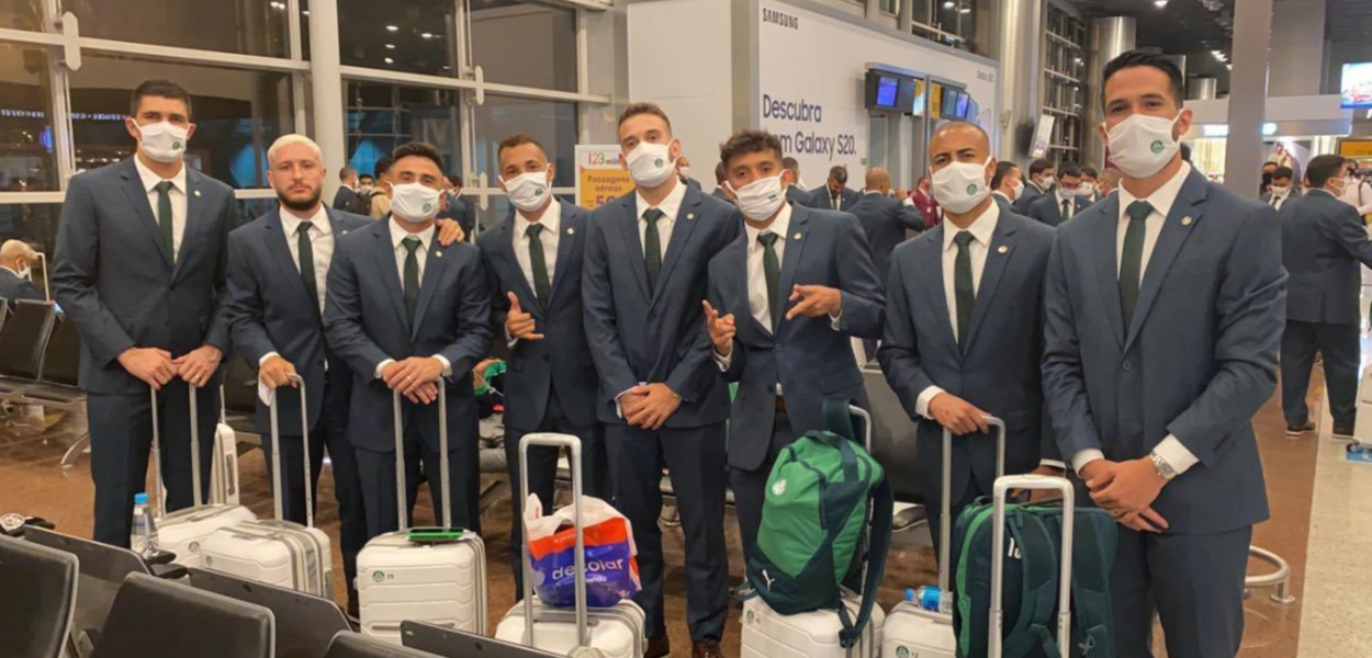 Delegação do Palmeiras chega em Doha, no Catar (Foto: Palmeiras/Divulgação) Delegação do Palmeiras chega em Doha, no Catar
