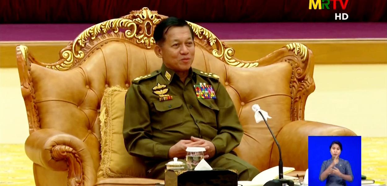 General Min Aung Hlaing (Foto: MRTV, MRTV | Crédito: via REUTERS) General Min Aung Hlaing