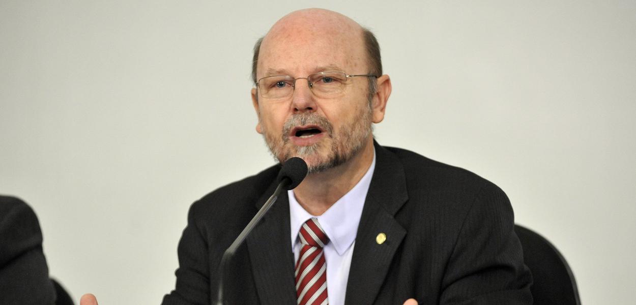 Deputado Elvino Bohn Gass (PT-RS) (Foto: Divulgação) Deputado Elvino Bohn Gass (PT-RS)