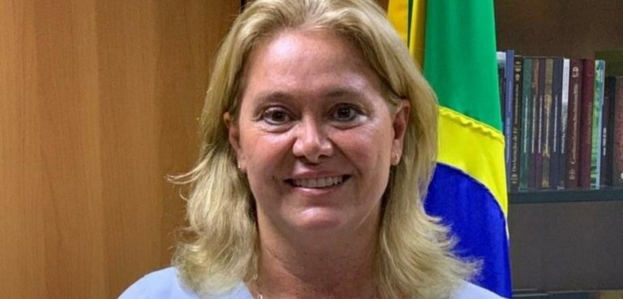 Nova presidente da Capes, Cláudia Mansani Queda de Toledo (Foto: Reprodução/Twitter) www.brasil247.com - Nova presidente da Capes, Cláudia Mansani Queda de Toledo