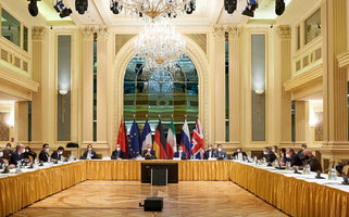 Reunião dos diplomatas do JCPOA no Grand Hotel Wien, em Viena, na Áustria (Foto: Reuters) Reunião dos diplomatas do JCPOA no Grand Hotel Wien, em Viena, na Áustria