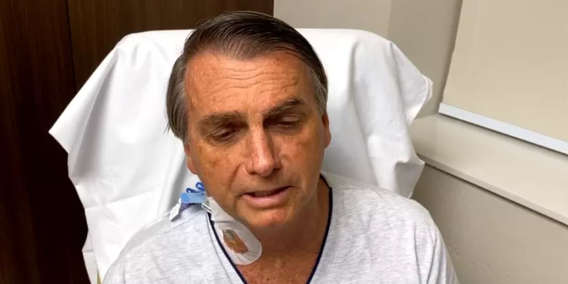 O presidente Jair Bolsonaro fez transmissão ao vivo no Facebook diretamente do hospital www.brasil247.com - O presidente Jair Bolsonaro fez transmissão ao vivo no Facebook diretamente do hospital
