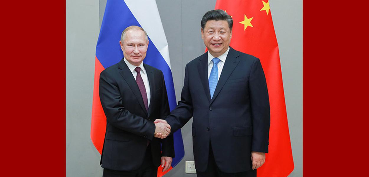 Vladimir Putin e Xi Jinping (Foto: Xinhua) Vladimir Putin e Xi Jinping