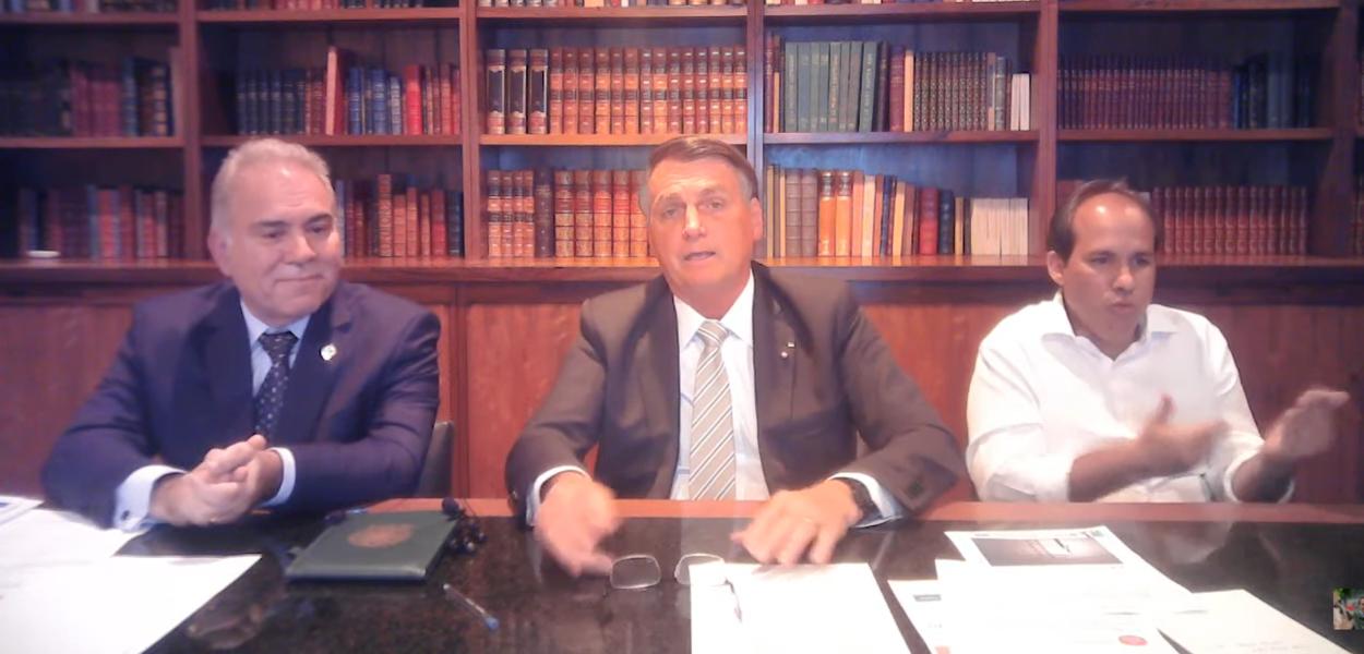 Marcelo Queiroga e Jair Bolsonaro (Foto: Reprodução) www.brasil247.com - Marcelo Queiroga e Jair Bolsonaro