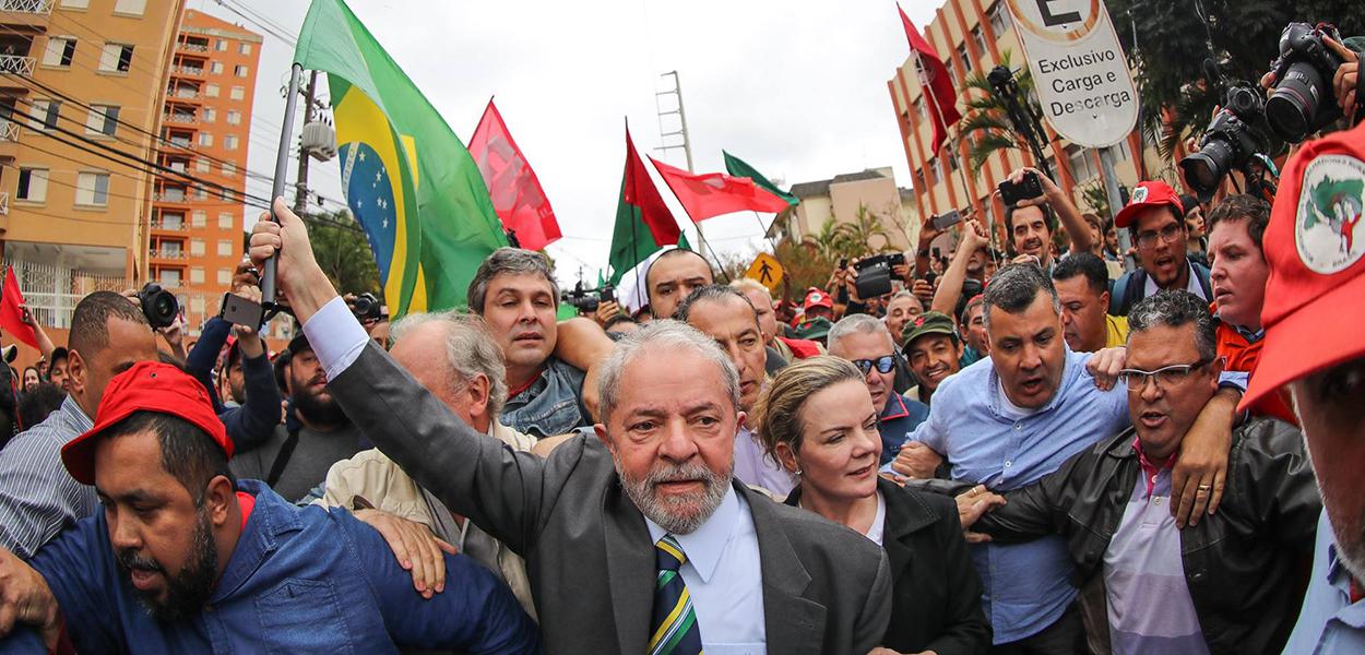 Ex-presidente Luiz Inácio Lula da Silva durante um ato pela democracia (Foto: Ricardo Stuckert) www.brasil247.com - Ex-presidente Luiz Inácio Lula da Silva durante um ato pela democracia