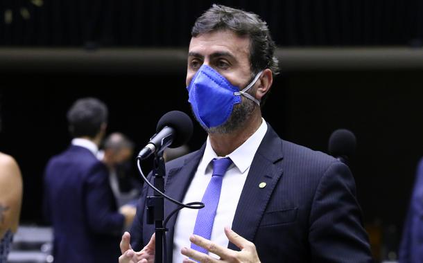 PSB aprova pré-candidatura de Freixo ao governo do Rio