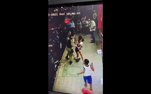 “Cena de mãe e filho agredidos pela PM-MG é suco de bolsonarismo”, diz professor Michel Gherman