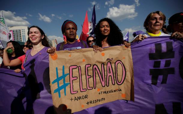 Ato organizado por mulheres contra Jair Bolsonaro em 2018 (Foto: Reuters) Ato organizado por mulheres contra Jair Bolsonaro em 2018