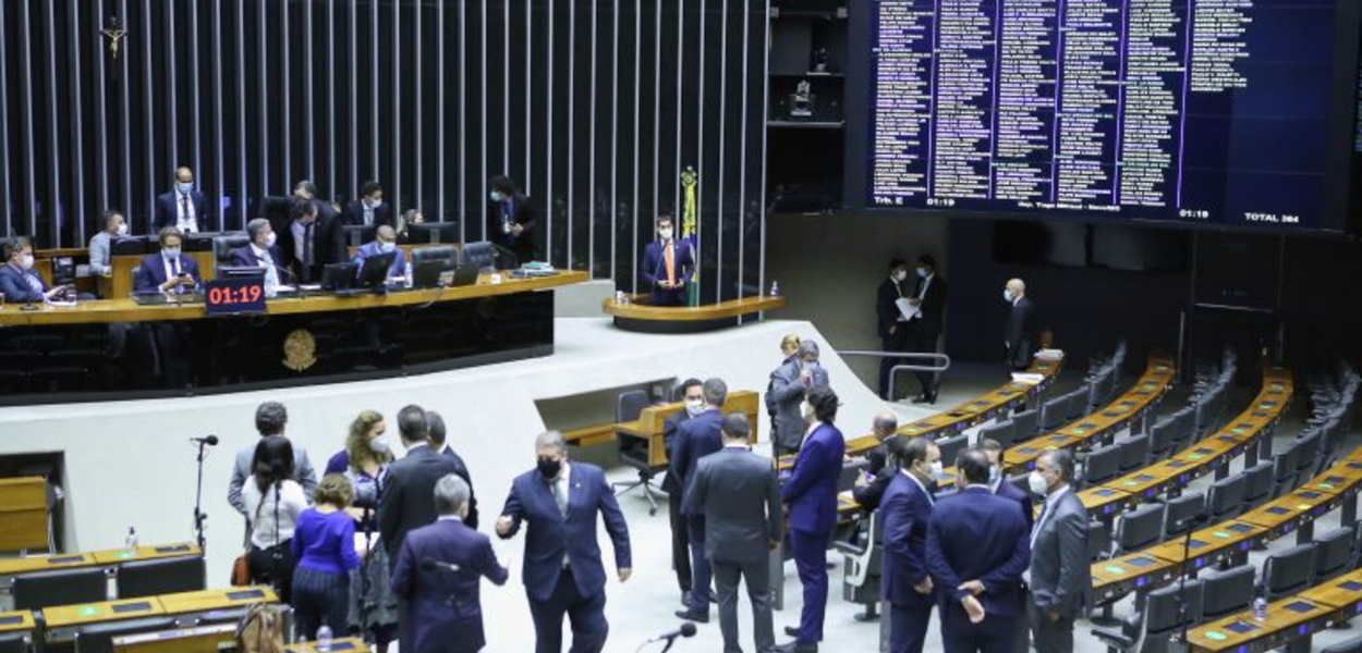 Sessão da Câmara para analisar a PEC dos Precatórios (Foto: Antônio Augusto/Câmara dos Deputados) www.brasil247.com - Sessão da Câmara para analisar a PEC dos Precatórios