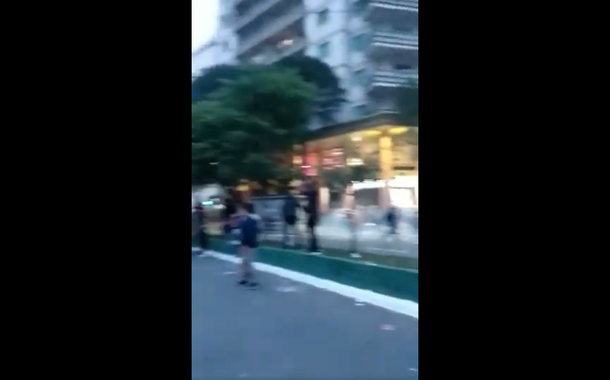 PM reprime servidores em manifestação contra reforma da previdência municipal de São Paulo (vídeo)