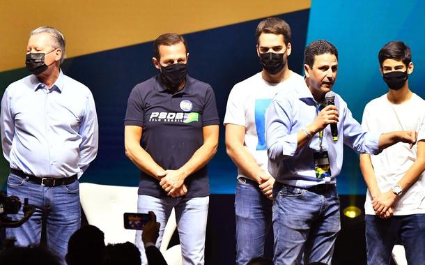 Arthur Virgílio, João Doria, Eduardo Leite, Bruno Araújo e Tomás Covas (Foto: Reprodução/PSDB) Arthur Virgílio, João Doria, Eduardo Leite, Bruno Araújo e Tomás Covas