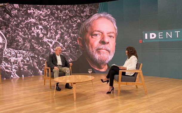 Lula é recebido sob aplausos em emissora argentina (vídeo)