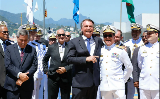 “Tomei cloroquina e se me contaminar de novo, tomo outra vez”, diz Bolsonaro em discurso negacionista