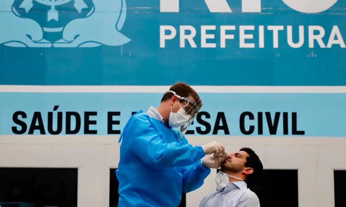 Teste de covid (Foto: Beth Santos / Prefeitura do Rio) www.brasil247.com - Teste de covid
