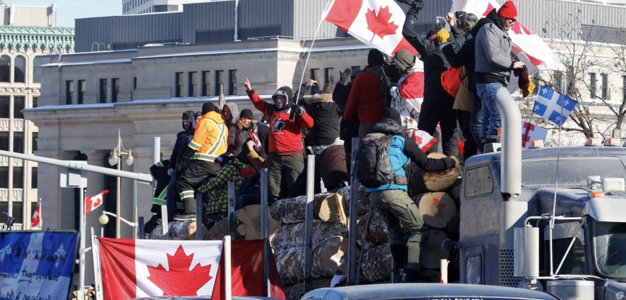 Caminhoneiros bloqueiam Ottawa, no Canadá (Foto: Reuters) www.brasil247.com - Caminhoneiros bloqueiam Ottawa, no Canadá