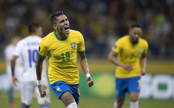 Brasil goleia o Paraguai nas Eliminatórias da Copa do Mundo