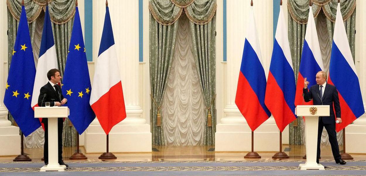Macron e Putin (Foto: Agência Brasil/Reuters) www.brasil247.com - Macron e Putin
