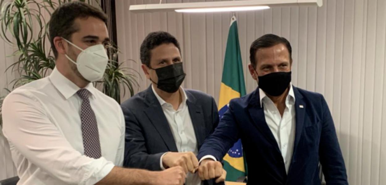 Eduardo Leite, Bruno Araújo e João Doria (Foto: Reprodução) www.brasil247.com - Eduardo Leite, Bruno Araújo e João Doria
