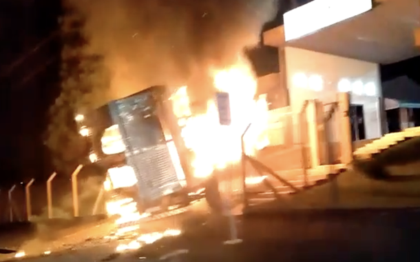 Criminosos assaltam transportadora de valores e espalham terror em Guarapuava (PR)