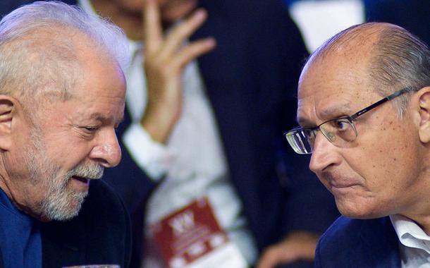 Lula e Geraldo Alckmin (Foto: REUTERS/Andressa Anholete) Lula e Geraldo Alckmin
