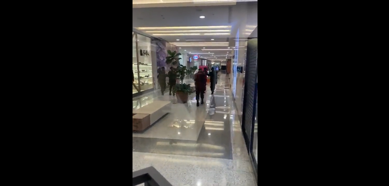 Assalto a relojoaria dentro do BH Shopping (Foto: Reprodução) www.brasil247.com - Assalto a relojoaria dentro do BH Shopping