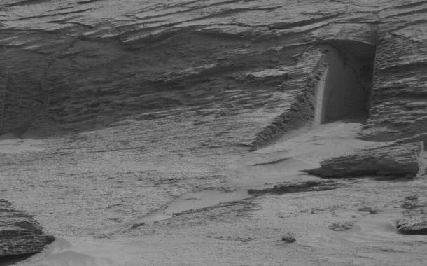 Registro enviado pela sonda Curiosity levantou questões sobre aspecto de formação rochosa no planeta vermelho (Foto: Nasa) Registro enviado pela sonda Curiosity levantou questões sobre aspecto de formação rochosa no planeta vermelho
