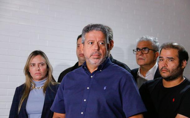 Lira quer mudar Lei das Estatais por Medida Provisória para tentar segurar preços dos combustíveis