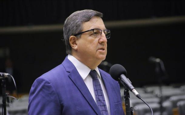 Votação da PEC eleitoreira é adiada em comissão da Câmara