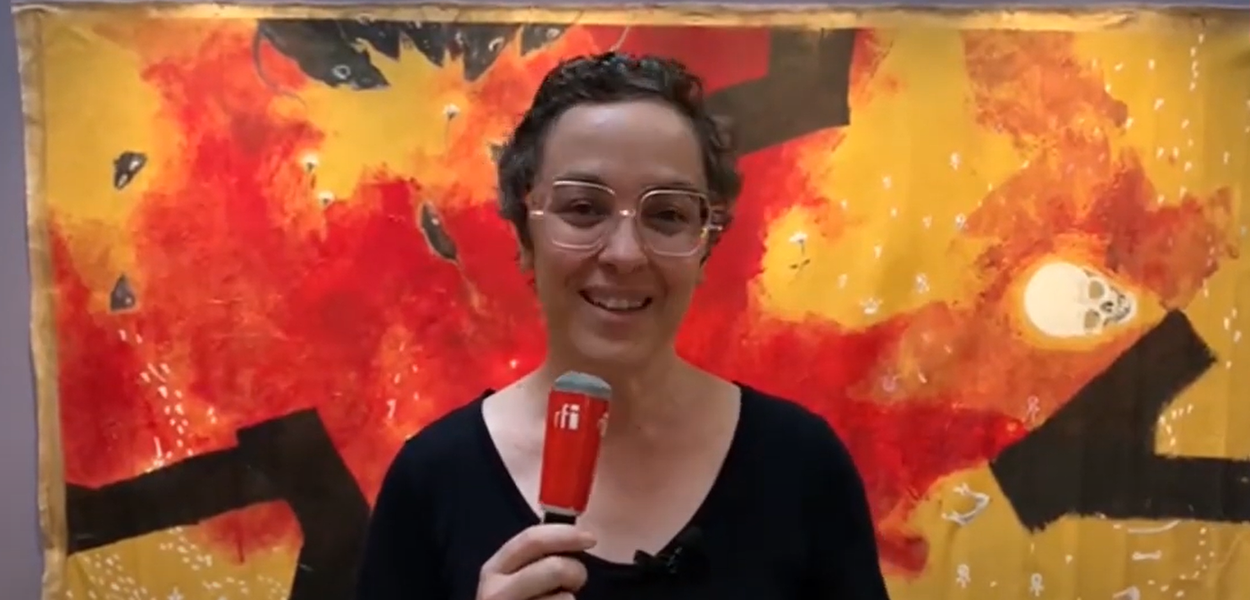 Márcia Tiburi lança a sua primeira exposição de artes plásticas, em Paris (Foto: Reprodução/Vídeo/RFI) www.brasil247.com - Márcia Tiburi lança a sua primeira exposição de artes plásticas, em Paris