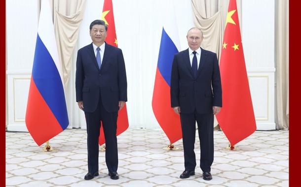 Xi e Putin se reúnem em Samarcanda, Uzbequistão (Foto: Xinhhua) Xi e Putin se reúnem em Samarcanda, Uzbequistão
