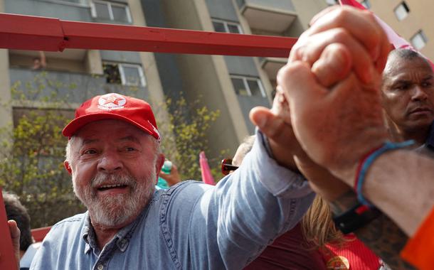 Lula em ato de campanha em São Bernardo do Campo 6/10/2022 (Foto: Mariana Greif/Reuters) Lula em ato de campanha em São Bernardo do Campo 6/10/2022