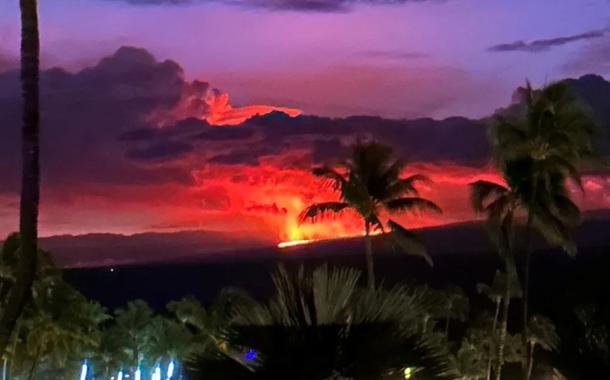 Vulcão Mauna Loa (Foto: Twitter @pfranci2/via REUTERS) Vulcão Mauna Loa