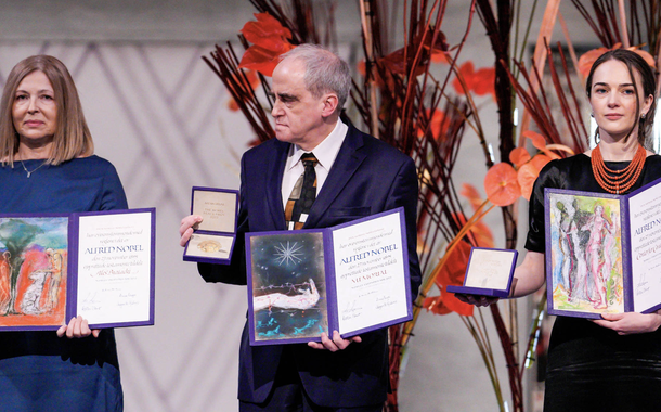 Vencedora do Nobel da Paz defende a guerra contra a Rússia