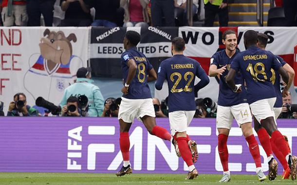 França elimina Inglaterra e enfrenta Marrocos na semifinal da Copa