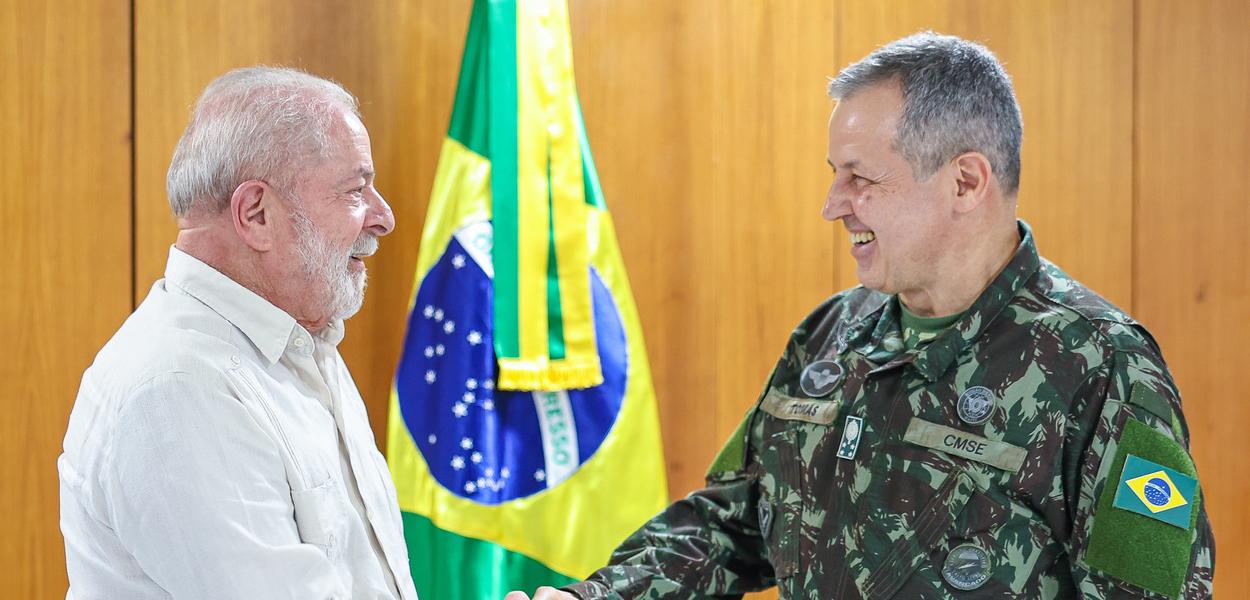 Lula e Tomás Miguel Ribeiro Paiva (Foto: Ricardo Stuckert/PR) www.brasil247.com - Lula e Tomás Miguel Ribeiro Paiva