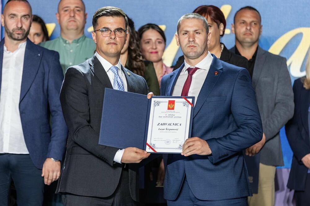NOVE MOGUĆNOSTI ZA ČIŠĆENJE POLICIJE: Šaranović i Šćepanović