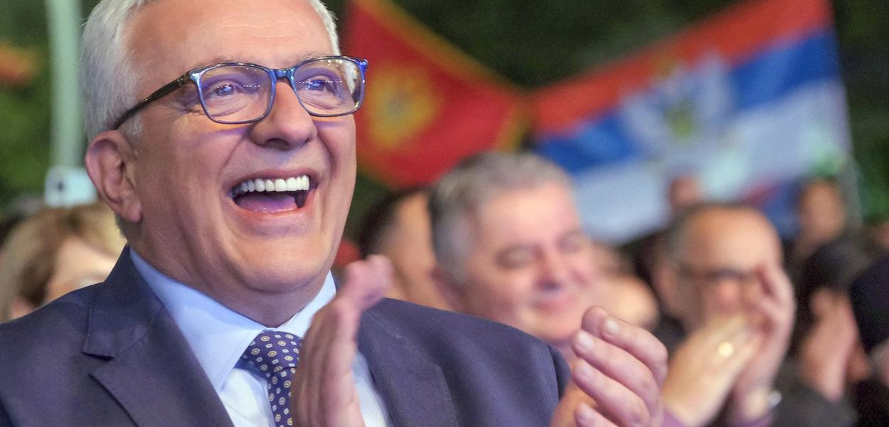 Andrija Mandić na predizbornom skupu u Podgorici, 17. marta 2023. (Foto: Risto Bozovic)