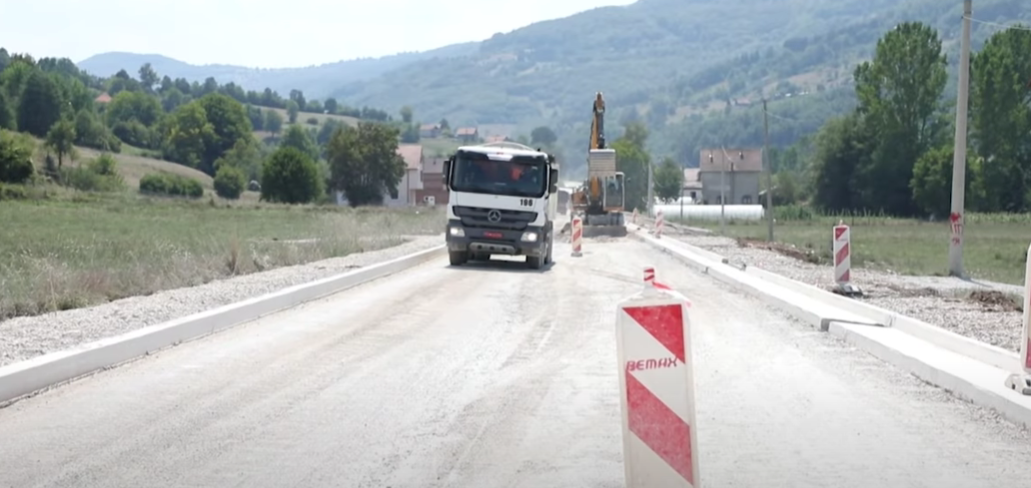 Rekonstrukcija putnog prava Lepenac – Ribarevine - Berane (Foto: TV E - stop kadar)