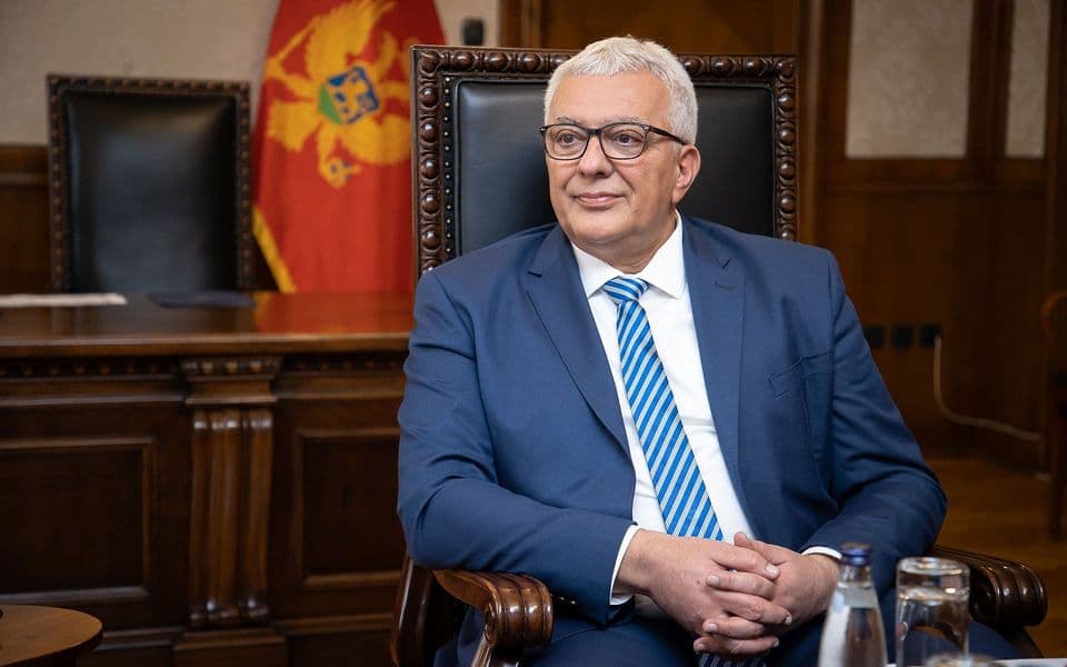LAŽI-BAJKA O CRNOJ GORI KAO IDEALNOJ DRŽAVI: Andrija Mandić