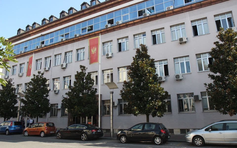 ČEKAJUĆI ODLUKU: Zgrada Višeg suda u Podgorici
