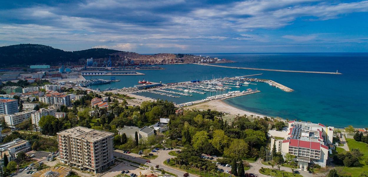 GRAĐANKE I GRAĐANI ZABRINUTI ZA BEZBJEDNOST: Bar (Foto: Opština Bar)